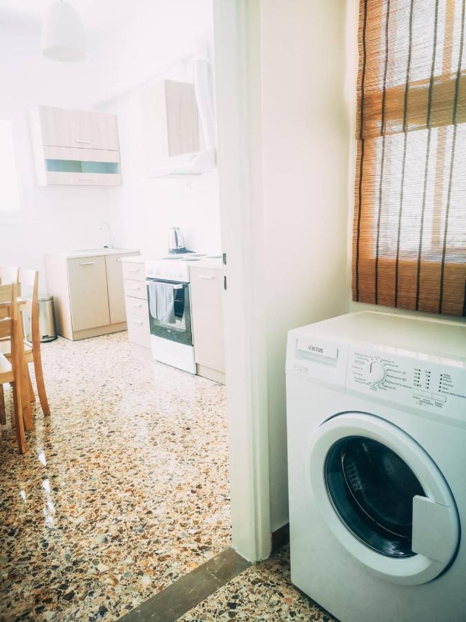 Explore Greece From Colorful City Centre Apartment Chalkís Exteriér fotografie