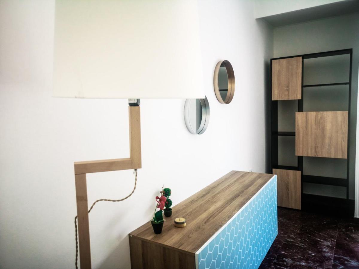 Explore Greece From Colorful City Centre Apartment Chalkís Exteriér fotografie